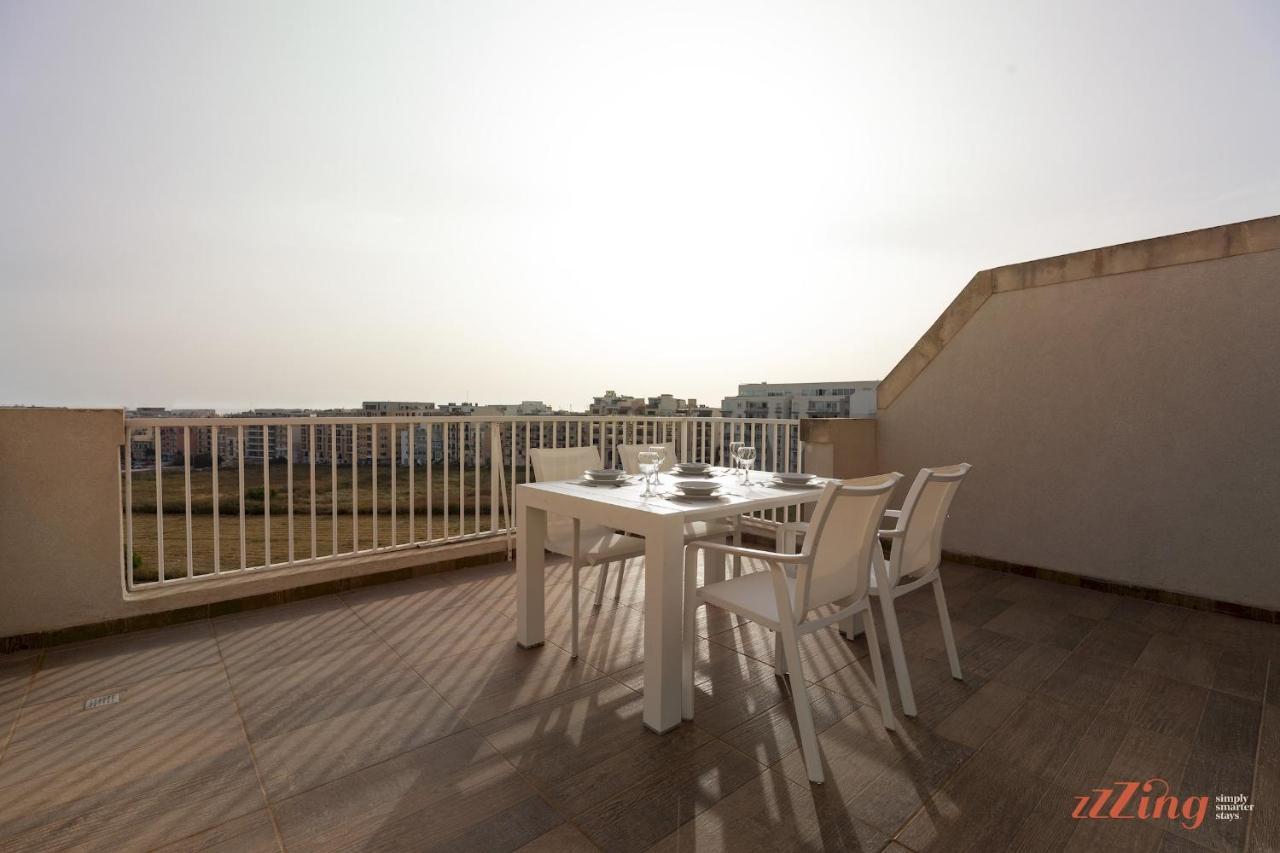 Apartmán Sunny Penthouse Wterrace And Open Views St. Paul's Bay Exteriér fotografie